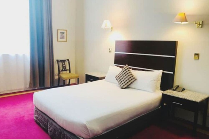 Room 12 of 34