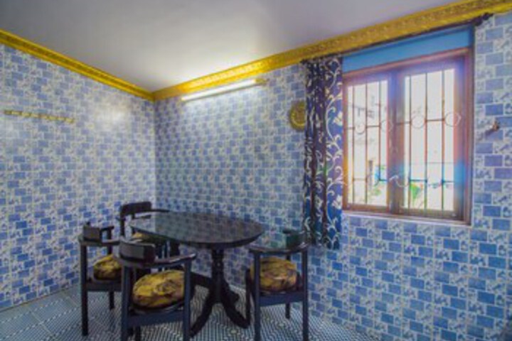 Room 5 of 24