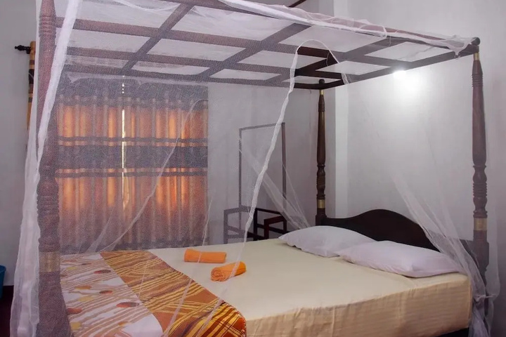 Room 2 of 14