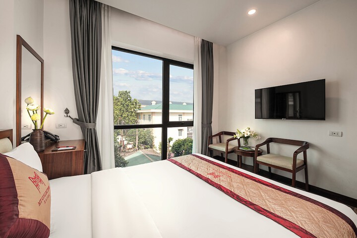 Room 28 of 57