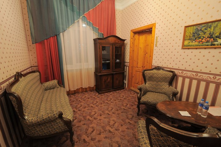 Room 57 of 100