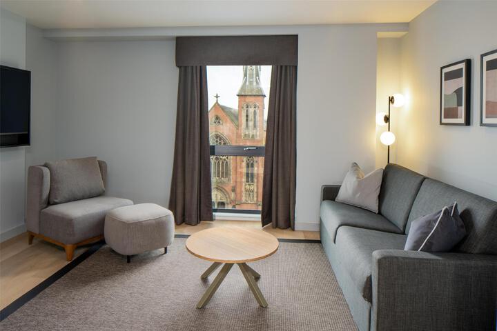 Room 18 of 29