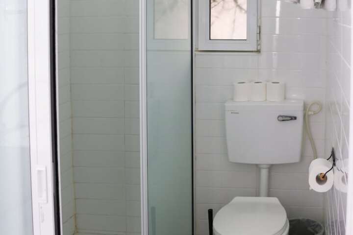 Room 147 of 166
