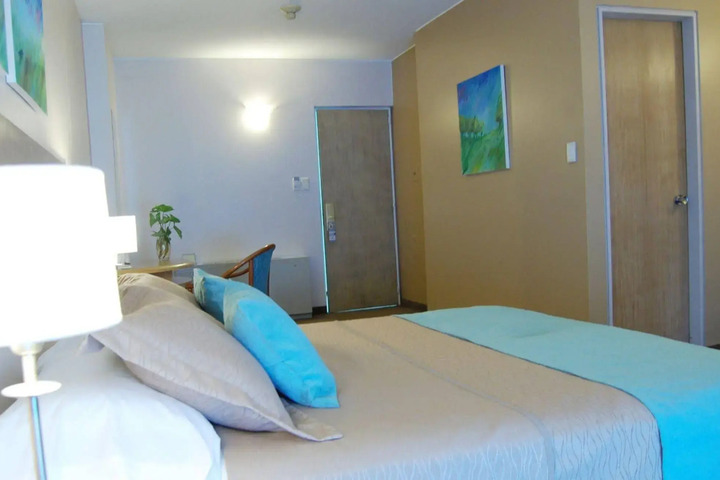Photo 6