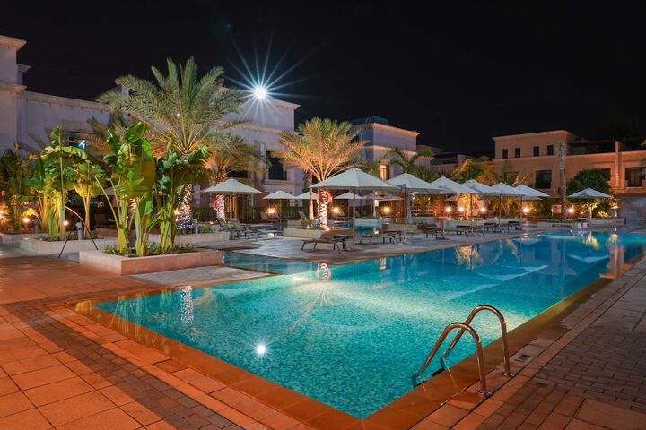 Pool 82 of 91
