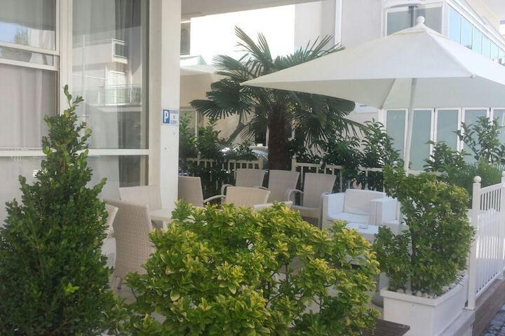Terrace/Patio 46 of 46