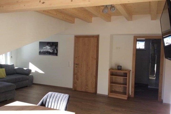Room 28 of 50