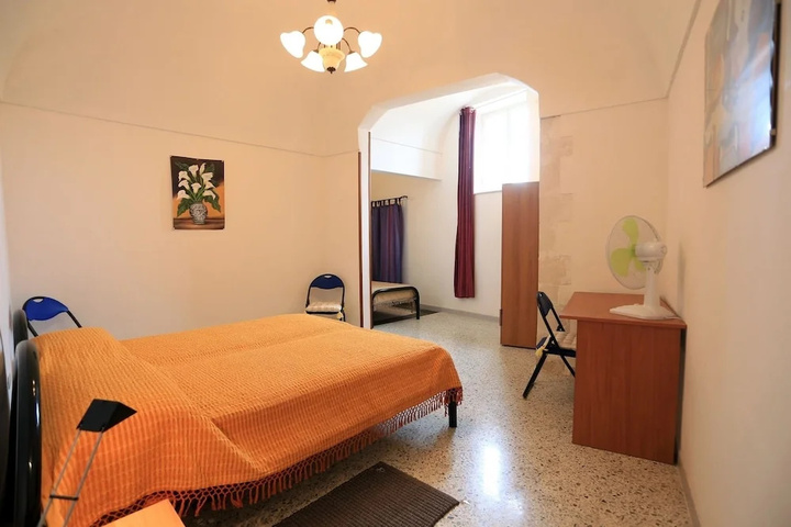 Room 7 of 21