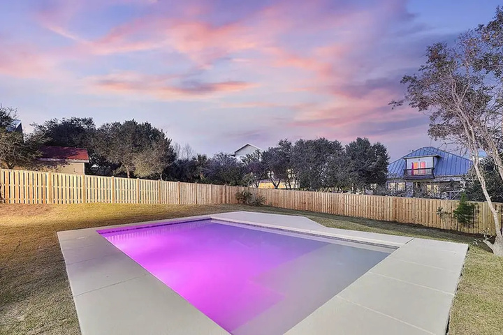 Pool 16 of 22