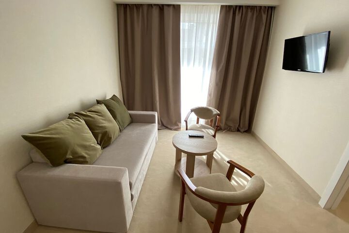 Room 36 of 54