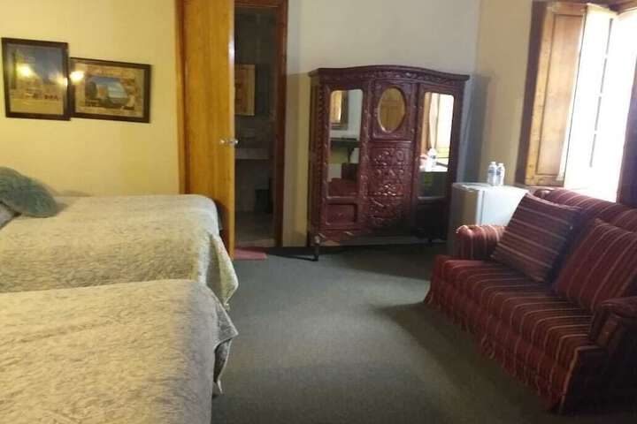 Room 10 of 67