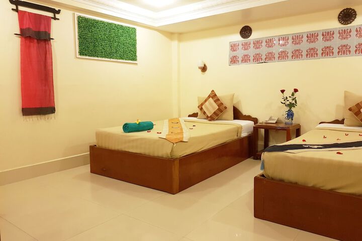 Room 29 of 53