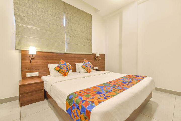 Room 16 of 35