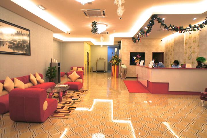 Hotel Interior 4 of 37