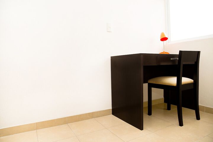 Room 42 of 47