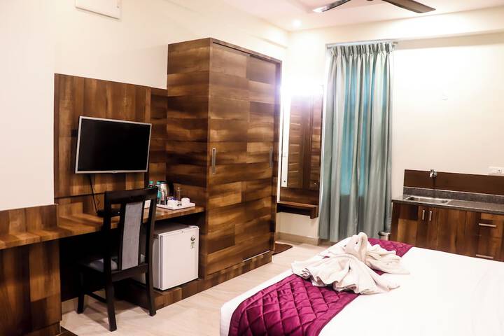 Room 7 of 31