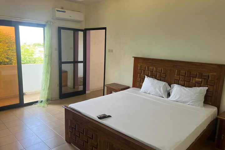 Room 18 of 23
