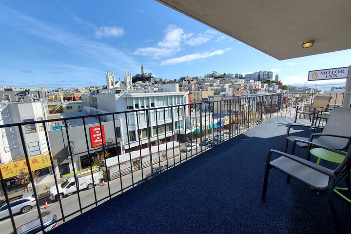 Terrace/Patio 22 of 46