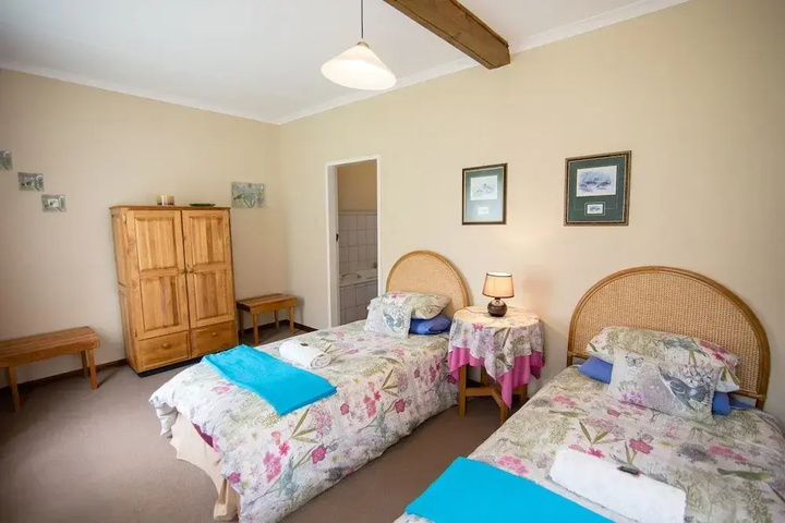 Room 4 of 19