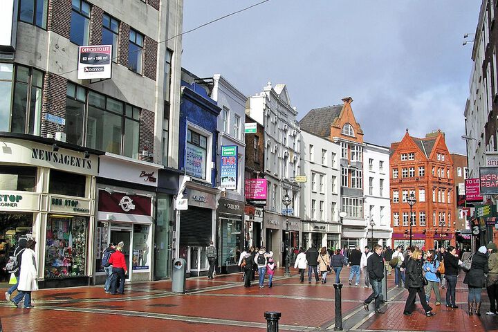 ROOFTOP 3BR PH-INDOOR SAUNA IN DUBLIN