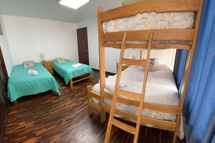 Room 65 of 178