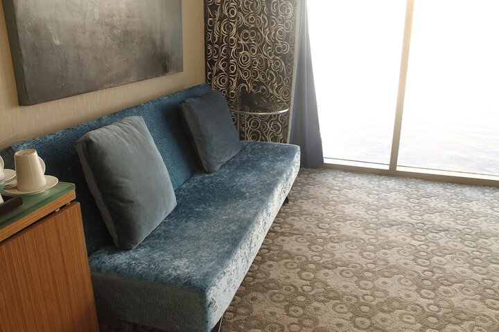 Room 107 of 204