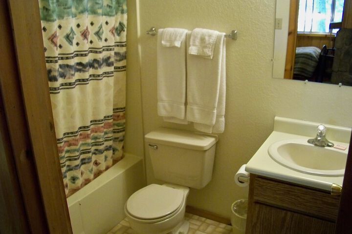 Room 9 of 19