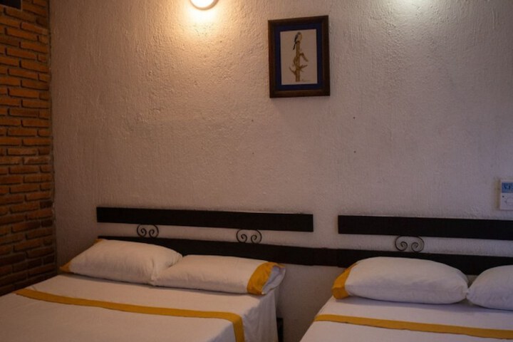 Room 13 of 45