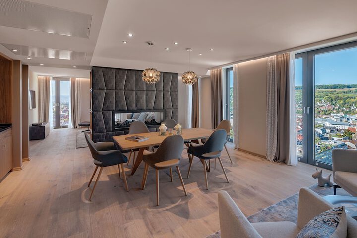 Room 30 of 72