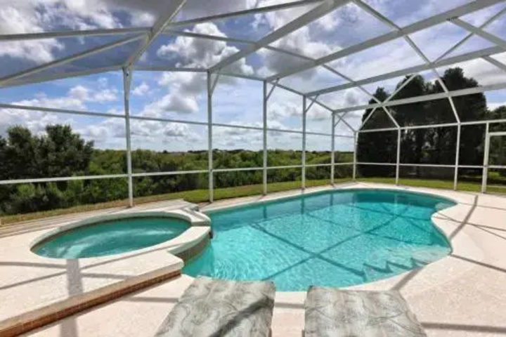 Pool 9 of 11