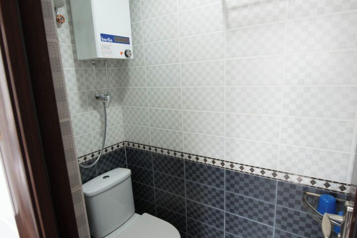 Room 37 of 48