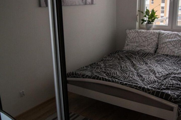 Room 6 of 46