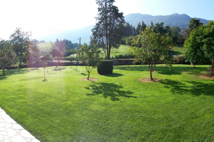 Property Grounds 32 of 61