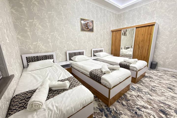 Room 18 of 33
