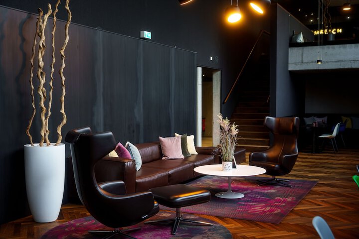Lobby Entry