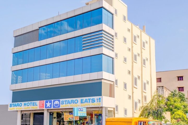 Photo of Staro Hotel - Hotel in Vijayawada