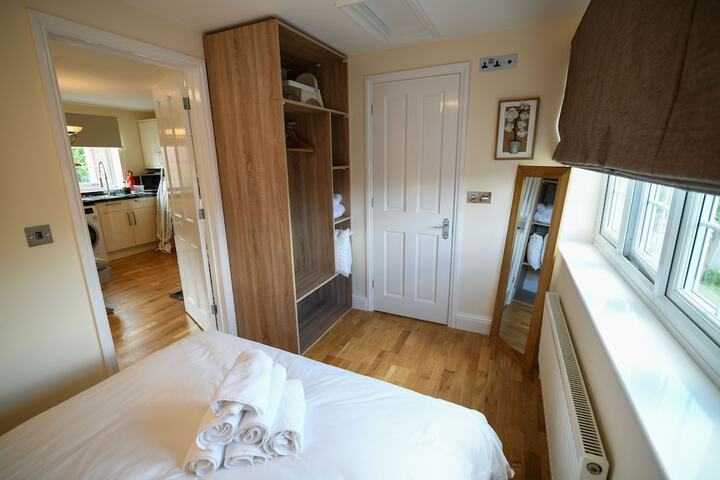 Room 5 of 34