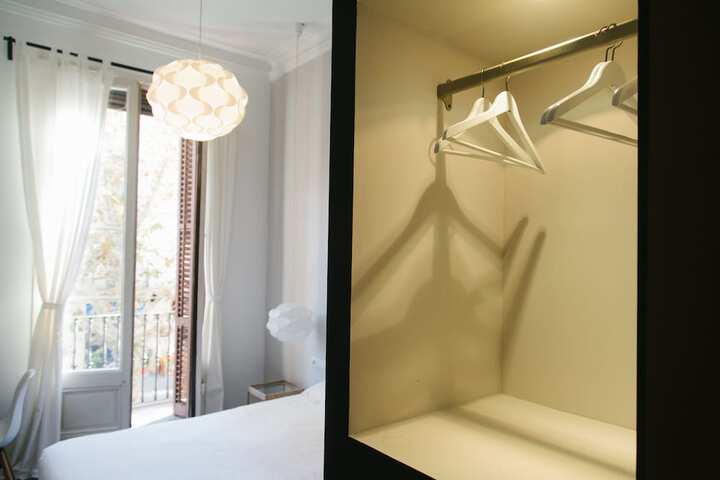 Room 25 of 38