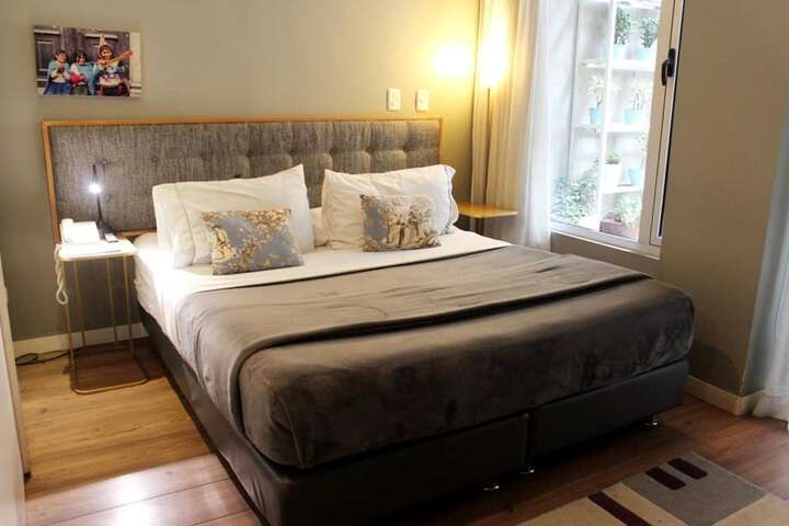 Room 15 of 40