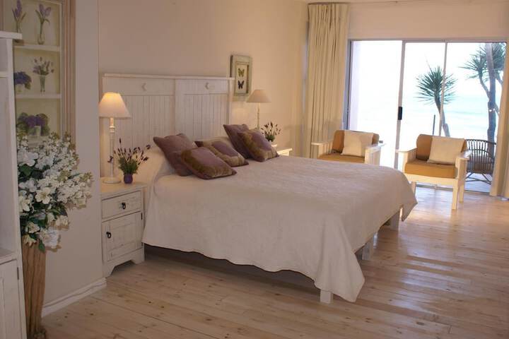 Room 9 of 45
