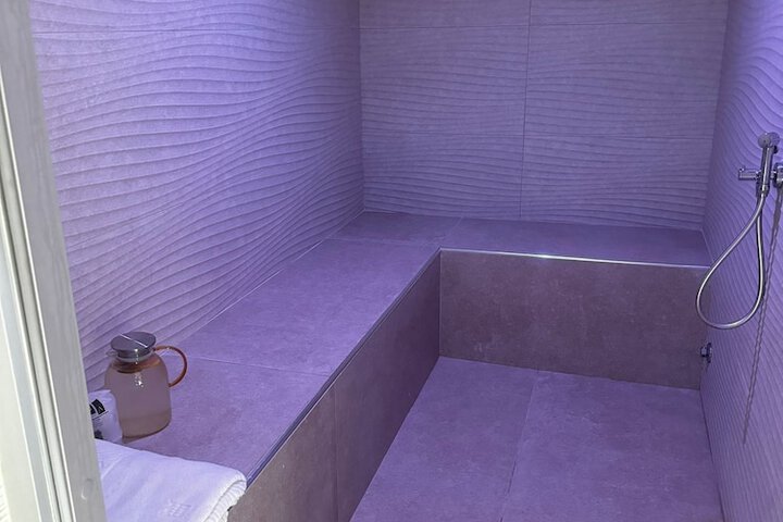 Room 79 of 133