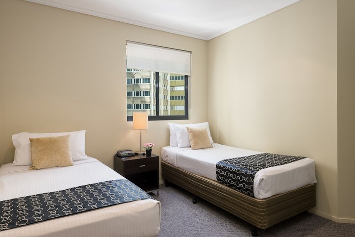 Room 8 of 65