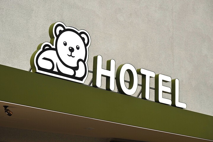 Hotel 102 of 113
