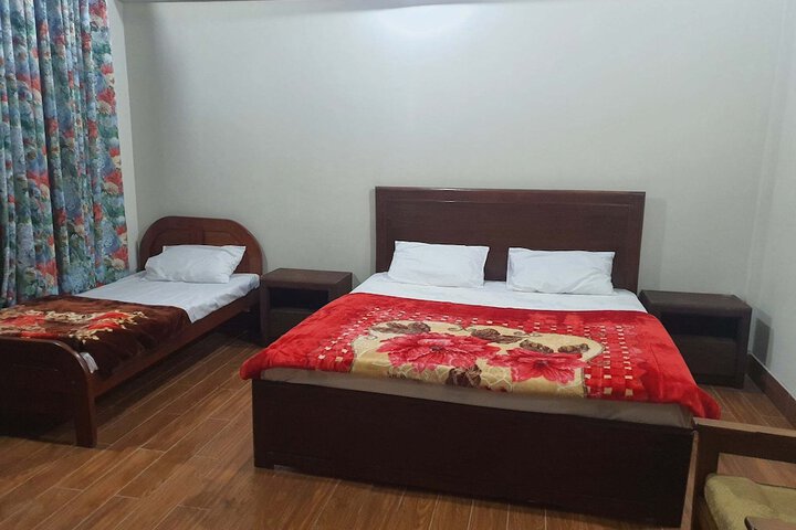 Room 6 of 20