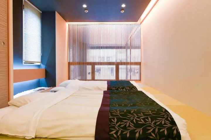 Room 3 of 24