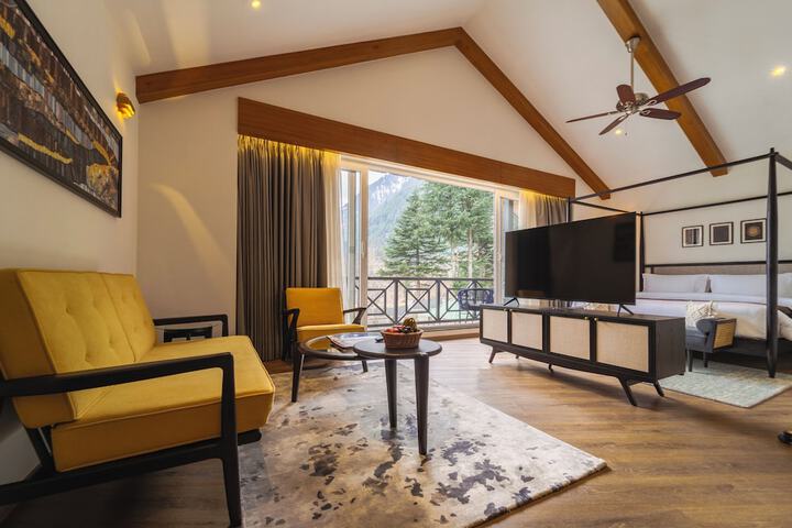 Room 20 of 51