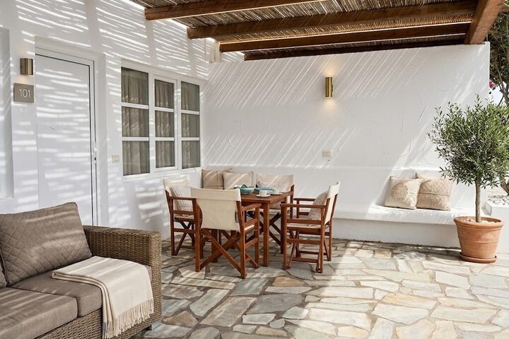 Terrace/Patio 19 of 32