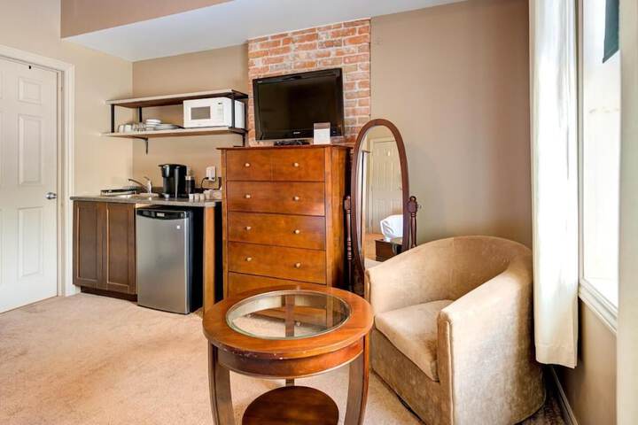 Room 20 of 29