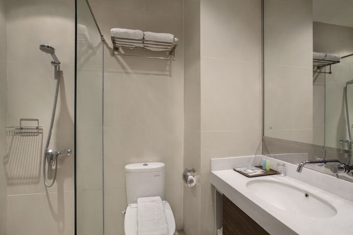 Clean Restrooms