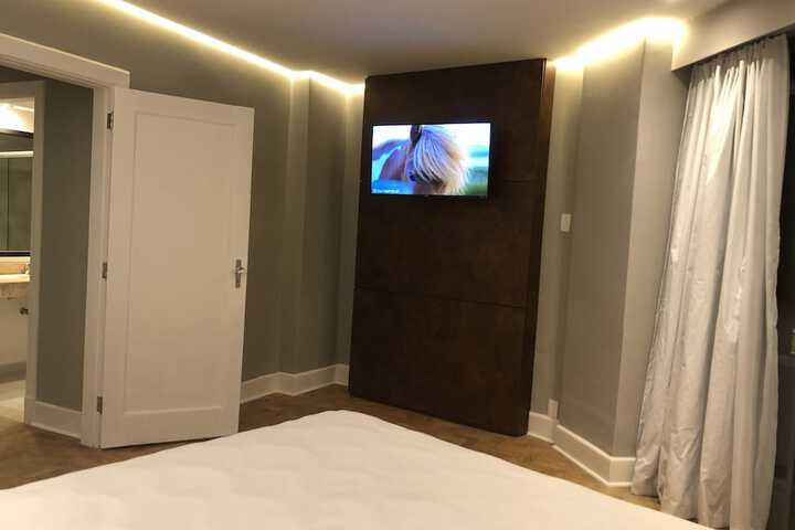 Room 68 of 156
